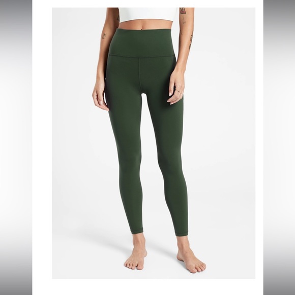 Athleta Pants - Forest green Athleta size small petite salutation stash II tight